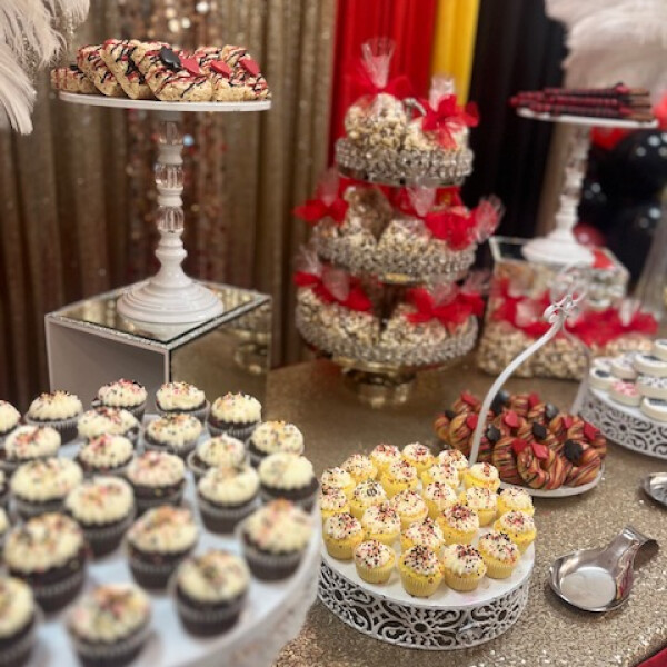 Tiana R's 16th gallery image