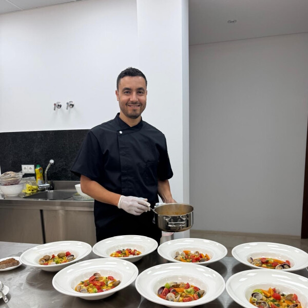 Ali Professional Chef -'s 3rd gallery image