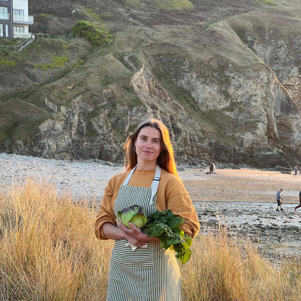 Ella R's cover image