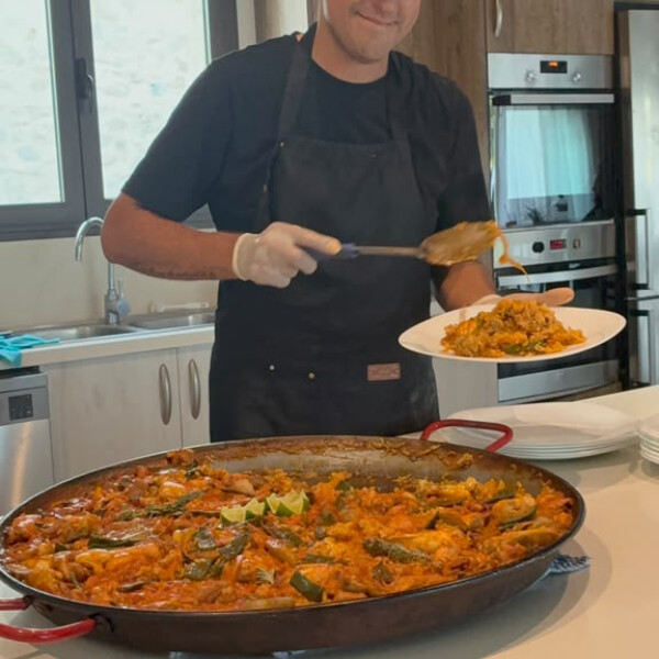 NV Chef V's 4th gallery image