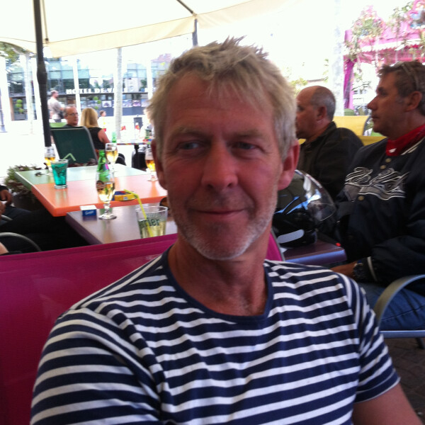 Jonathan W's cover image