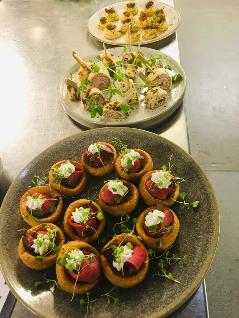 Canapés & Bowl Food Feast