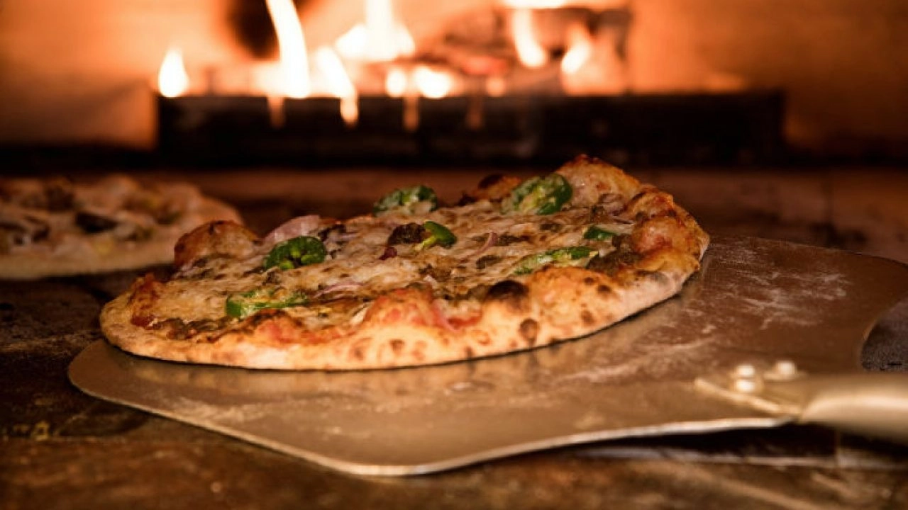Woodfire Pizza Feast