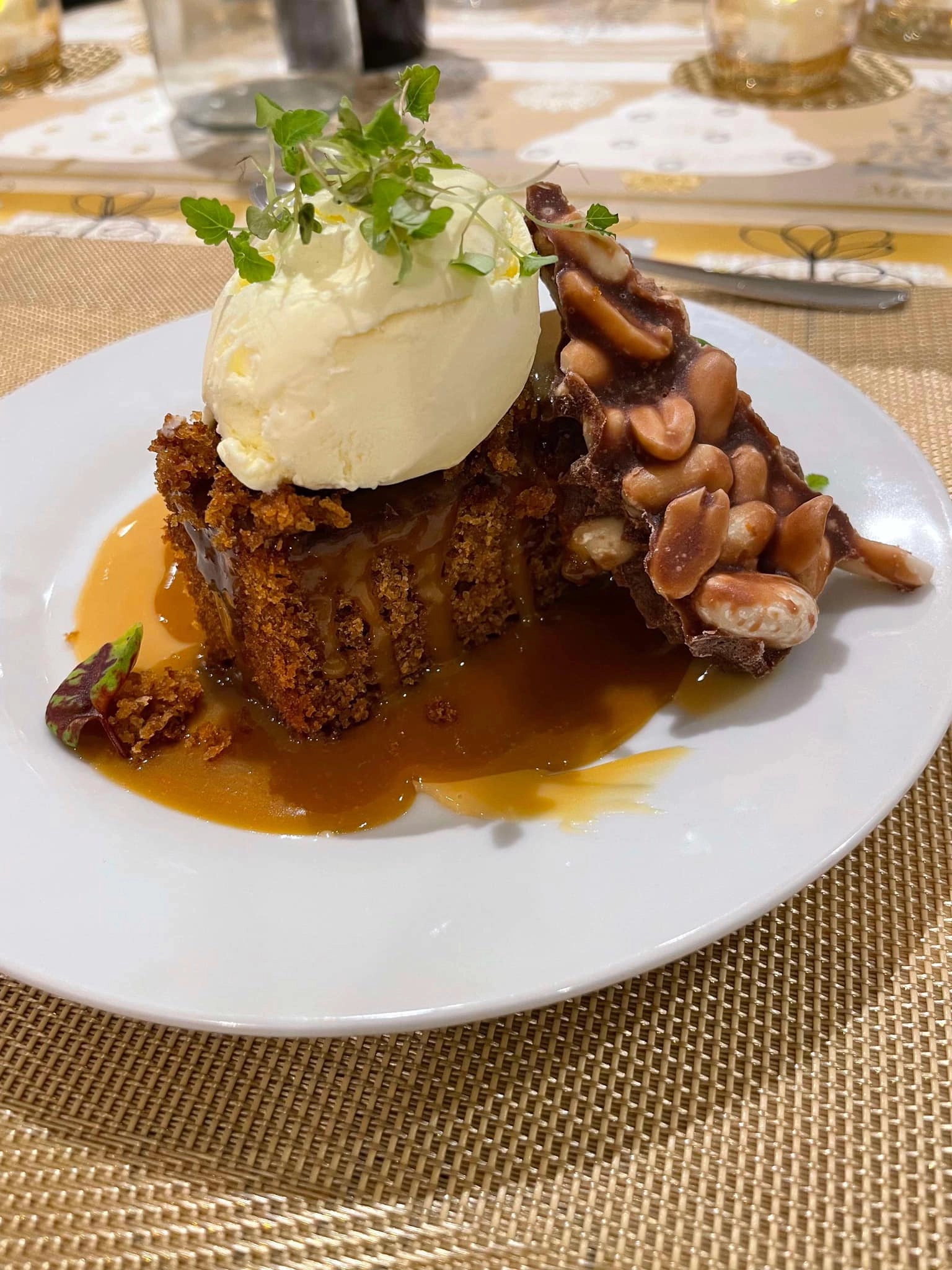 CHRISTMAS MENU