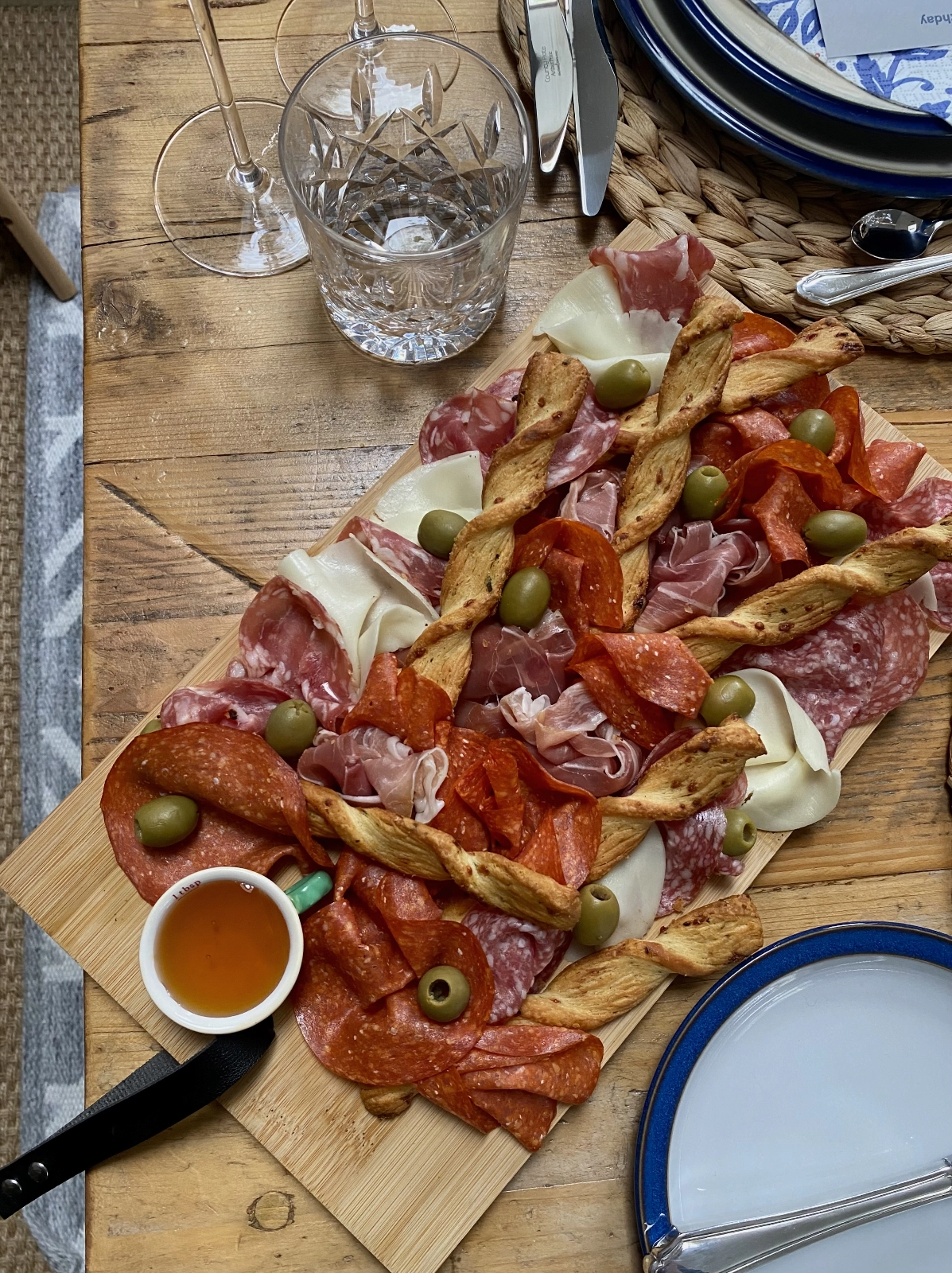 Canapés table