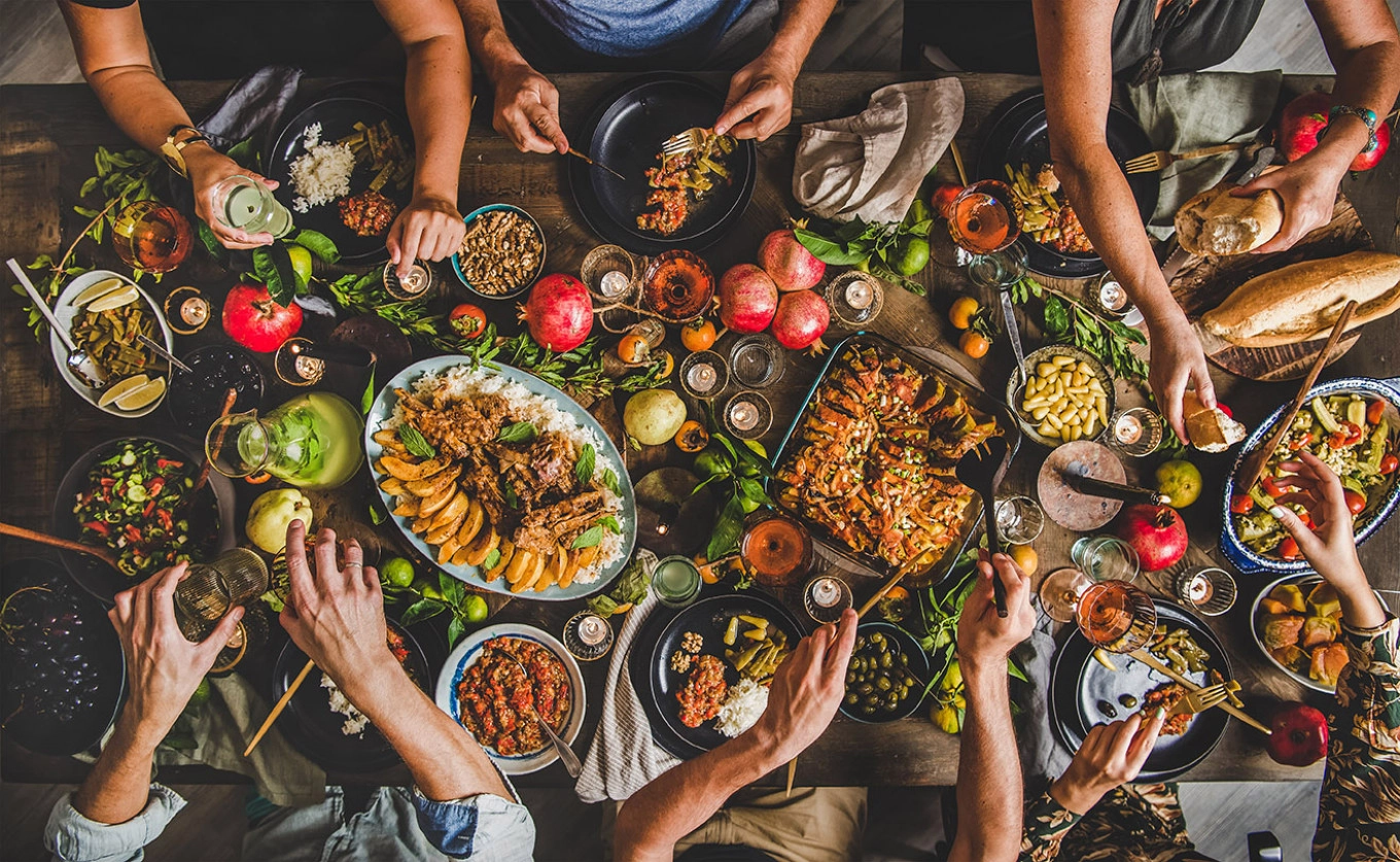 CELEBRATION SHARING FEAST | Designed for large groups and luxury holiday stays, centred around impressive sharing dishes.