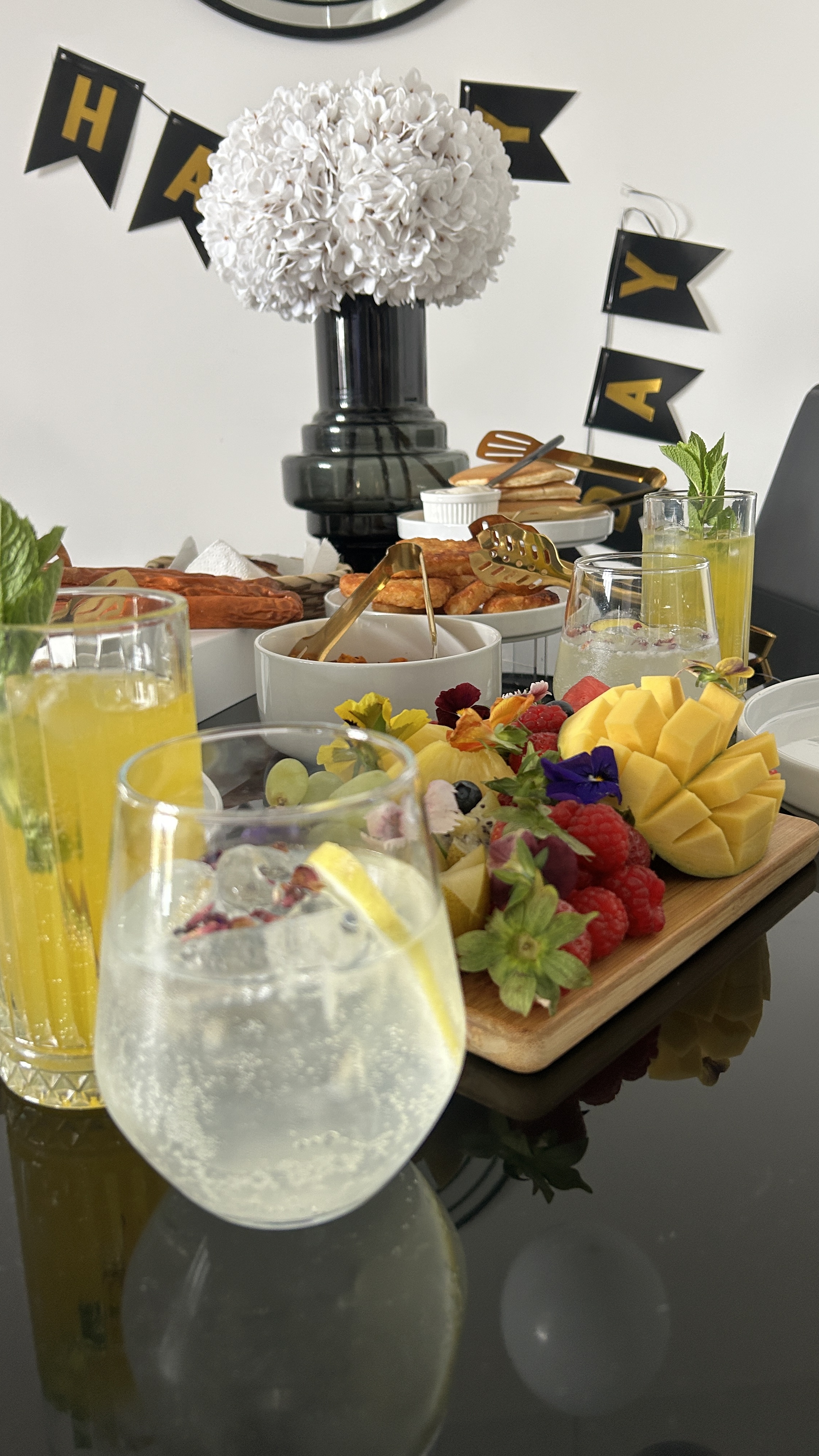 Chef Lauren's Brunch 2025/2026 menu image