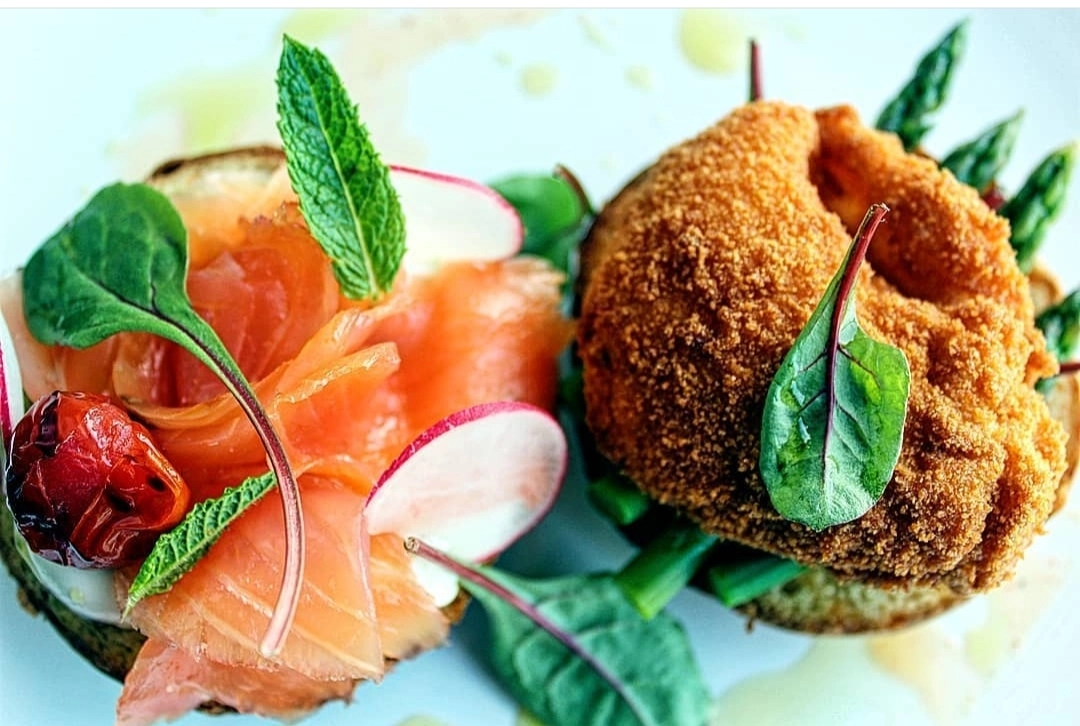 Modern brunch menu