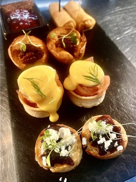 Chef Gergo B's Canapés for your taste menu image