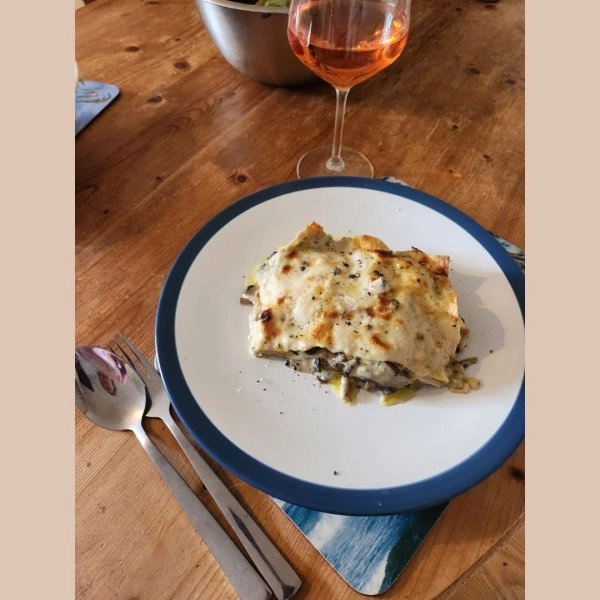 Chef Gino D's Luxury 3-Course Seafood Pasta Feast menu image