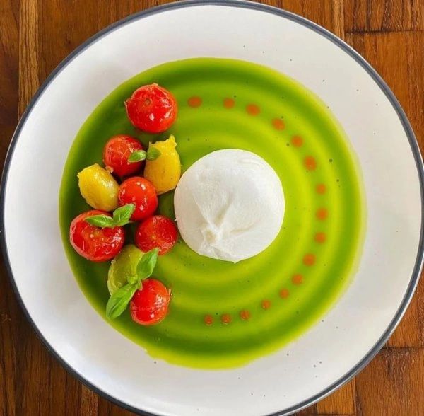 🐂 Dine Like a Dios: Luxurious Spanish Tapas 🥘