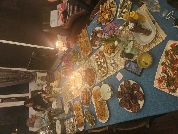 Chef Lauren R's Bbq menu image