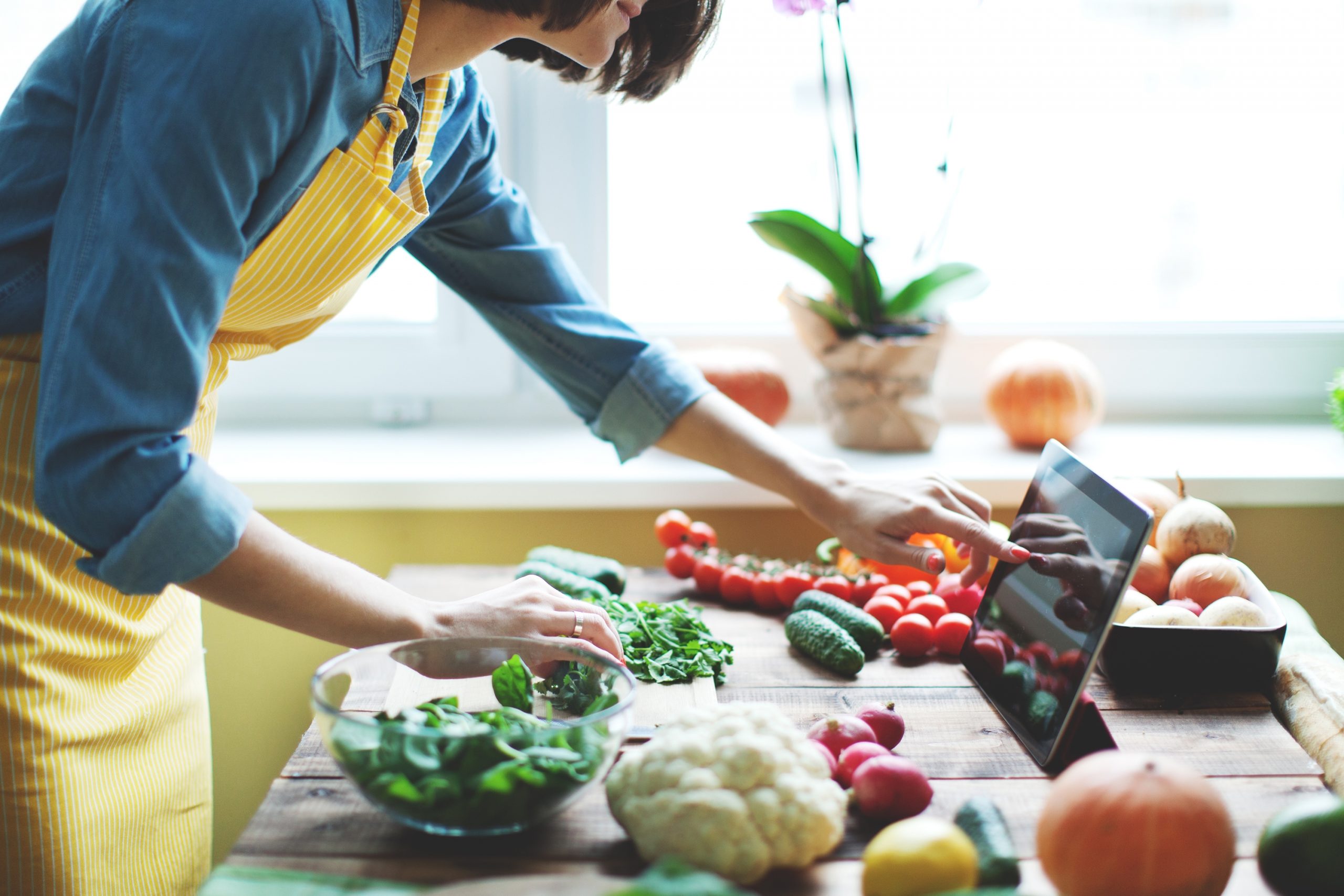 Top 5 Team Building Cooking Classes to Boost Collaboration