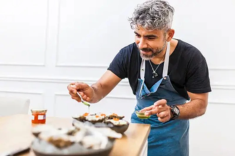 Learn how to find private chef jobs in the UK.