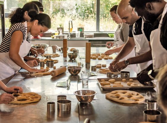 Top 7 Cooking Classes in Cardiff for Fun &#038; Easy Learning