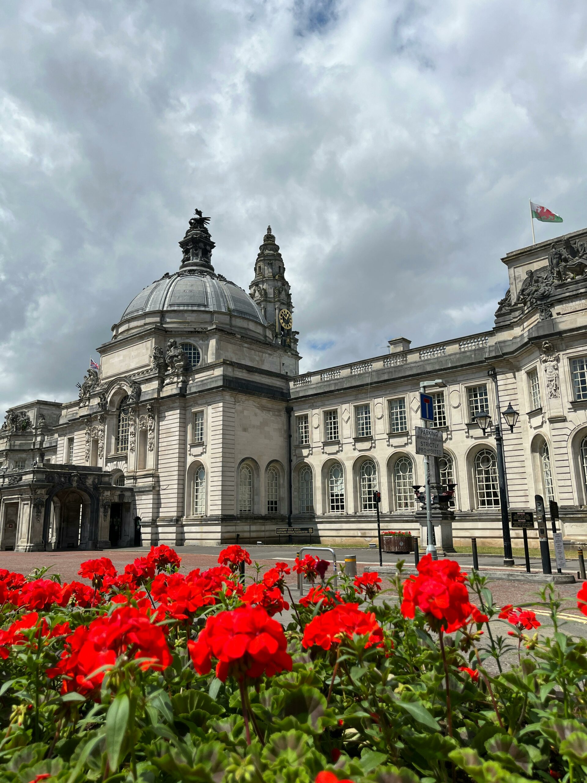 Top 5 Christmas Party Cardiff Venues for a Festive Getaway